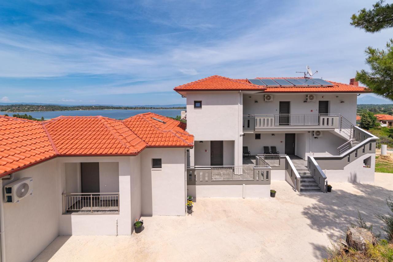Thea Luxury Apartments Vourvourou Luaran gambar